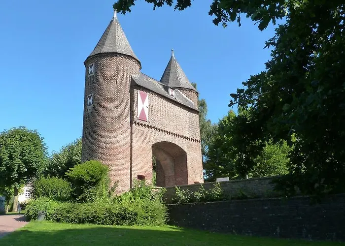 尤伦图姆公寓 公寓 *