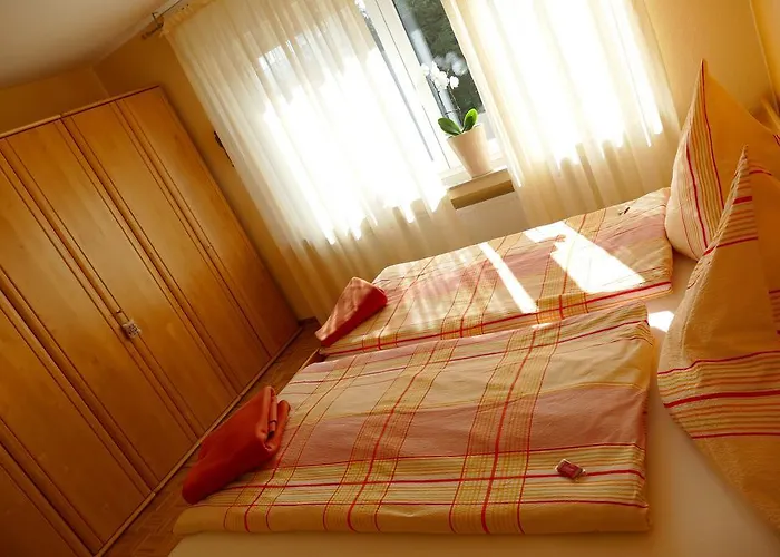 尤伦图姆公寓 克桑滕