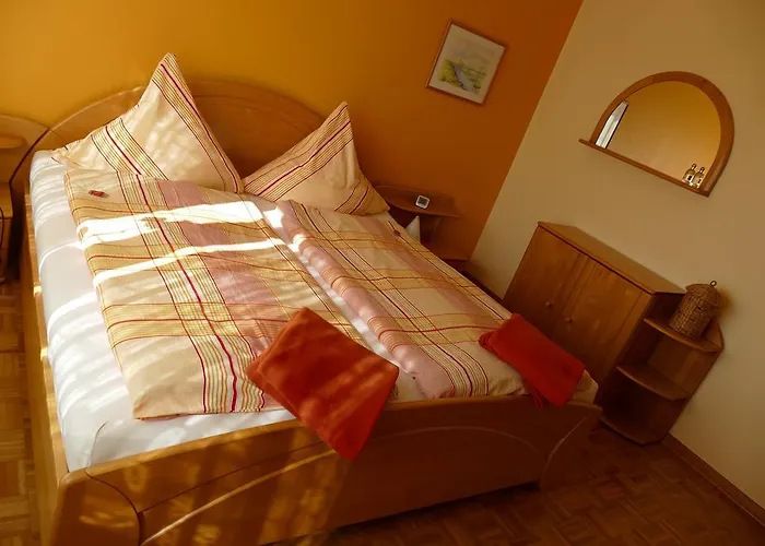 尤伦图姆公寓 公寓 克桑滕