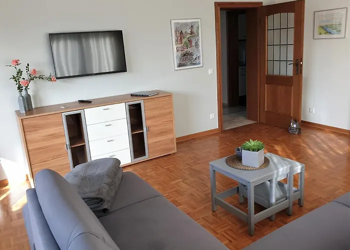 尤伦图姆公寓 公寓 *