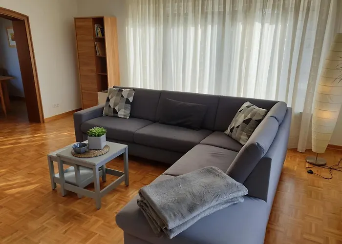 尤伦图姆公寓 公寓 *